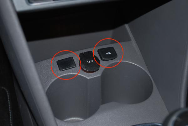 удлинитель USB и AUX с розетками для Volkswagen Polo 2014+