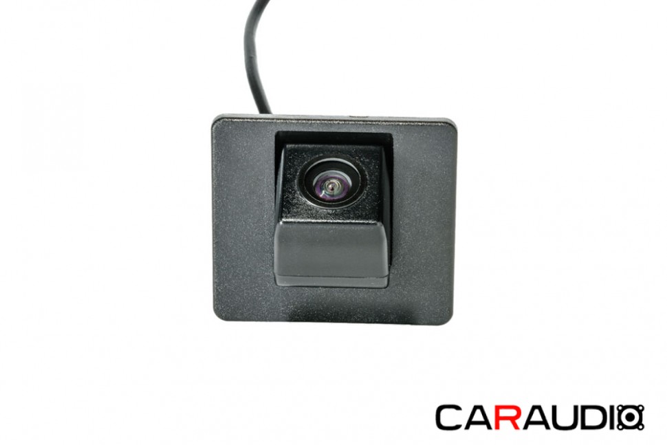 Штатная камера заднего вида PHANTOM CA-35+FM-06 (Hyundai/Kia)