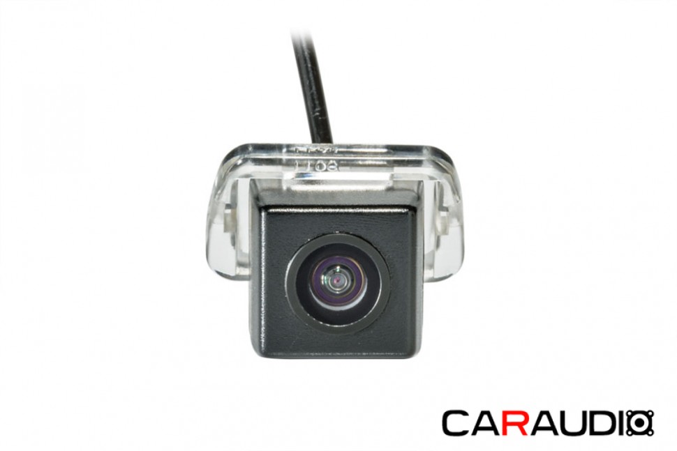 Штатная камера заднего вида PHANTOM CA-35+FM-33 (Toyota)
