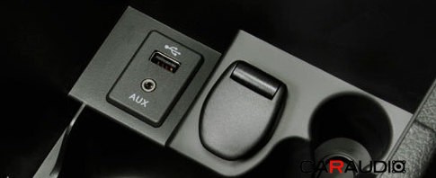 Nissan Qashqai OEM USB